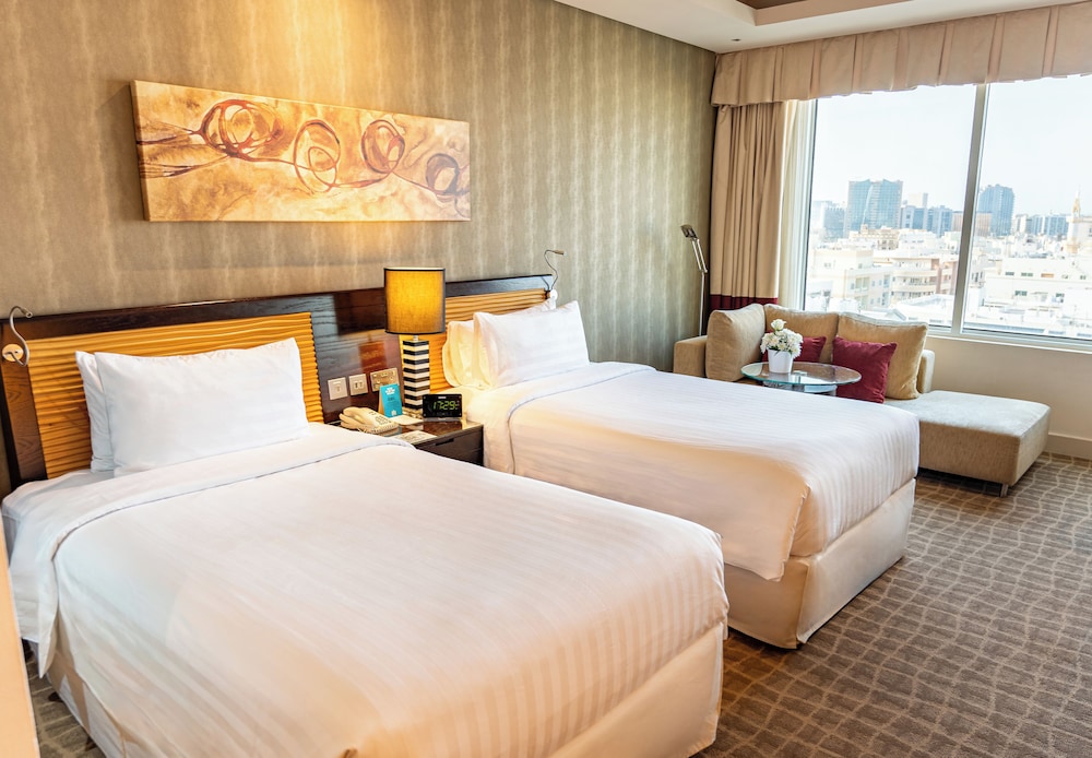 Majestic Premier Hotel Bur Dubai 15/50