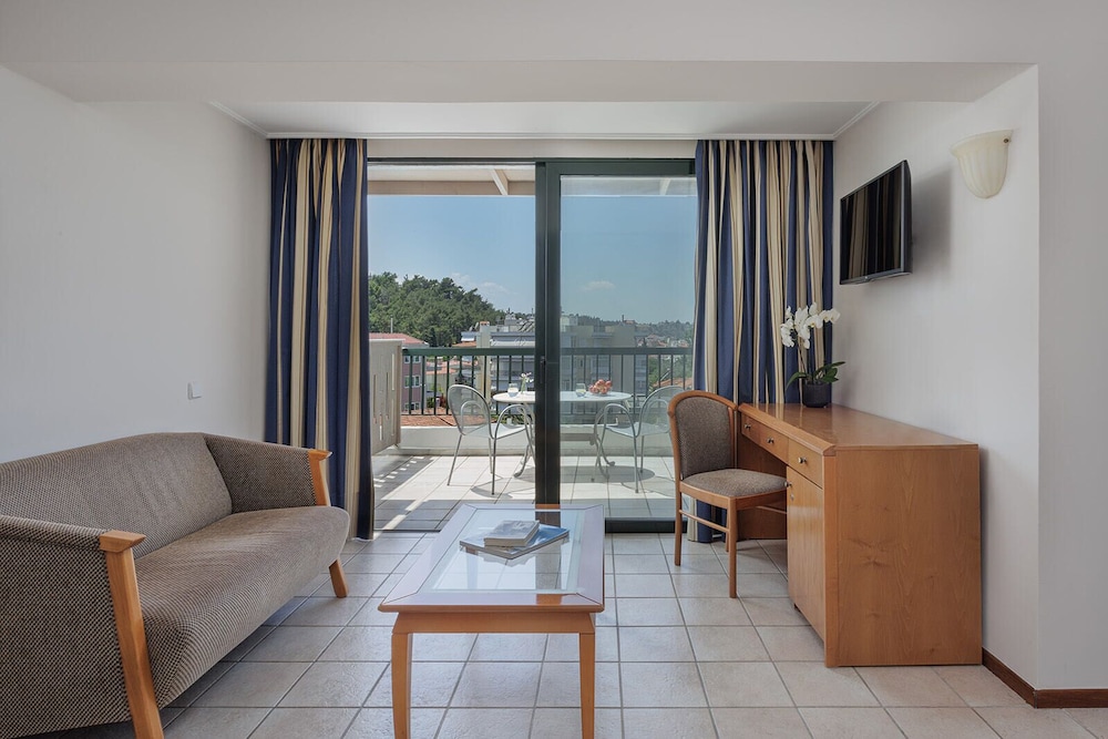 Sun Beach Hotel 30/53