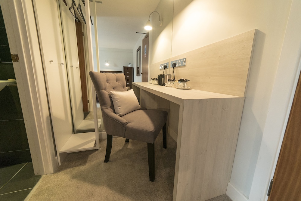 The Bingham Townhouse 50/50