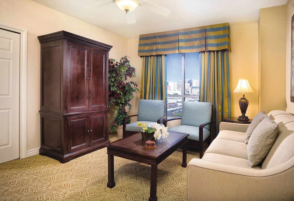 Club Wyndham Grand Desert 46/77