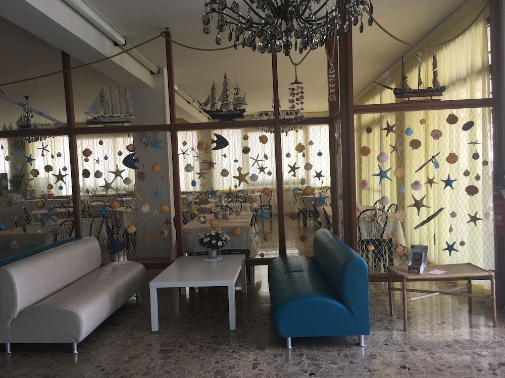 Hotel Lux 25/39