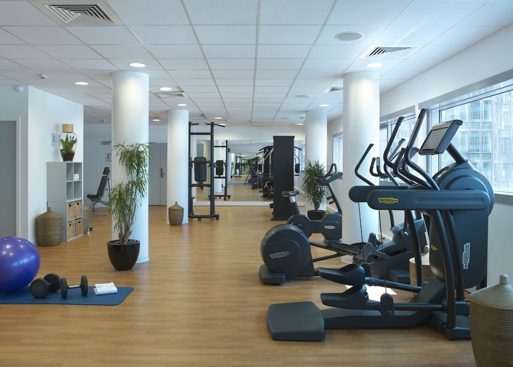 Melia Paris La Defense 46/73
