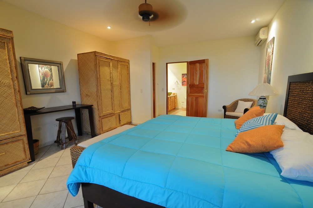 Cocomar Beachfront Hotel Island Resort 15/65