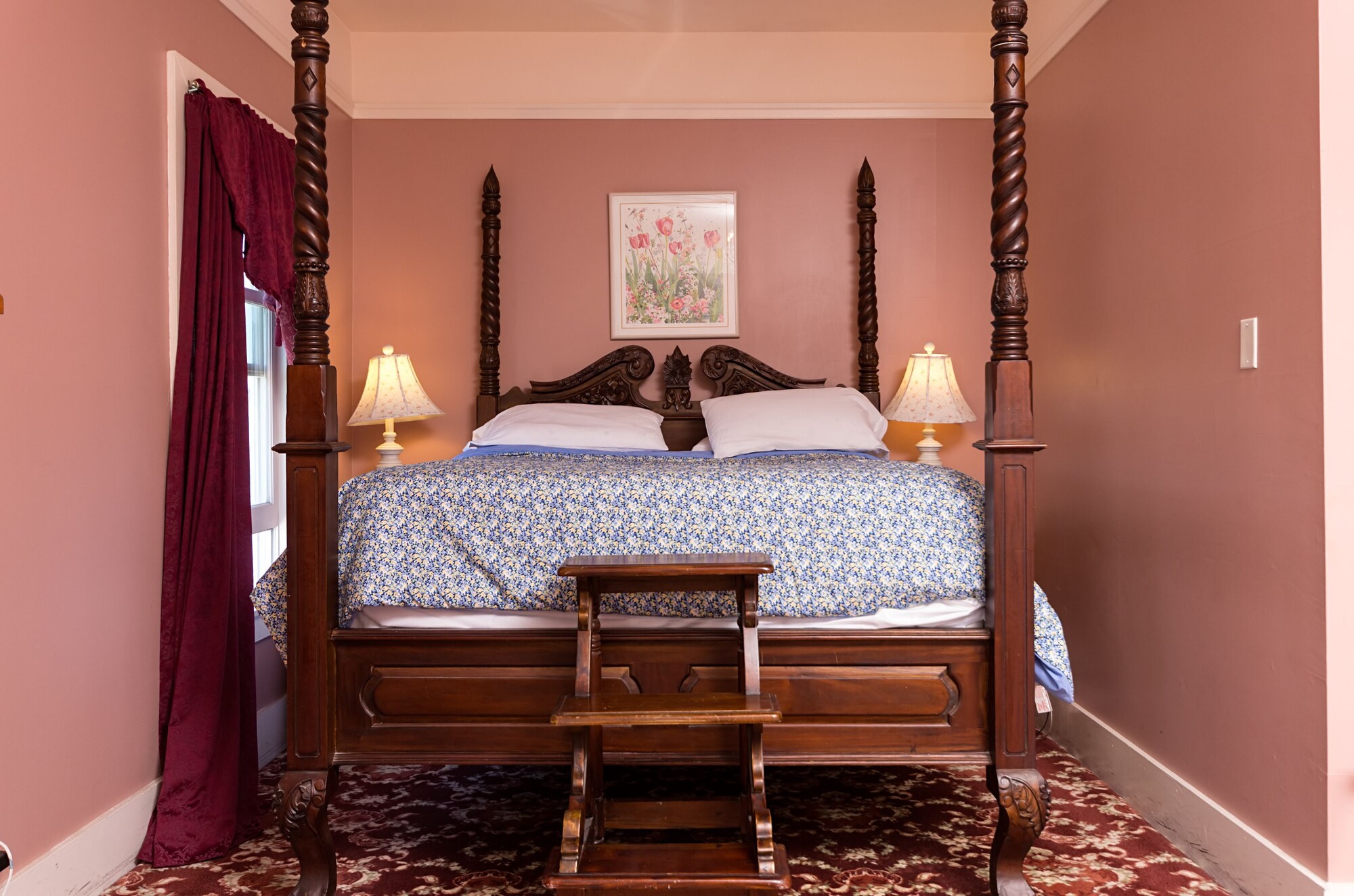 Beach, Queen Bed