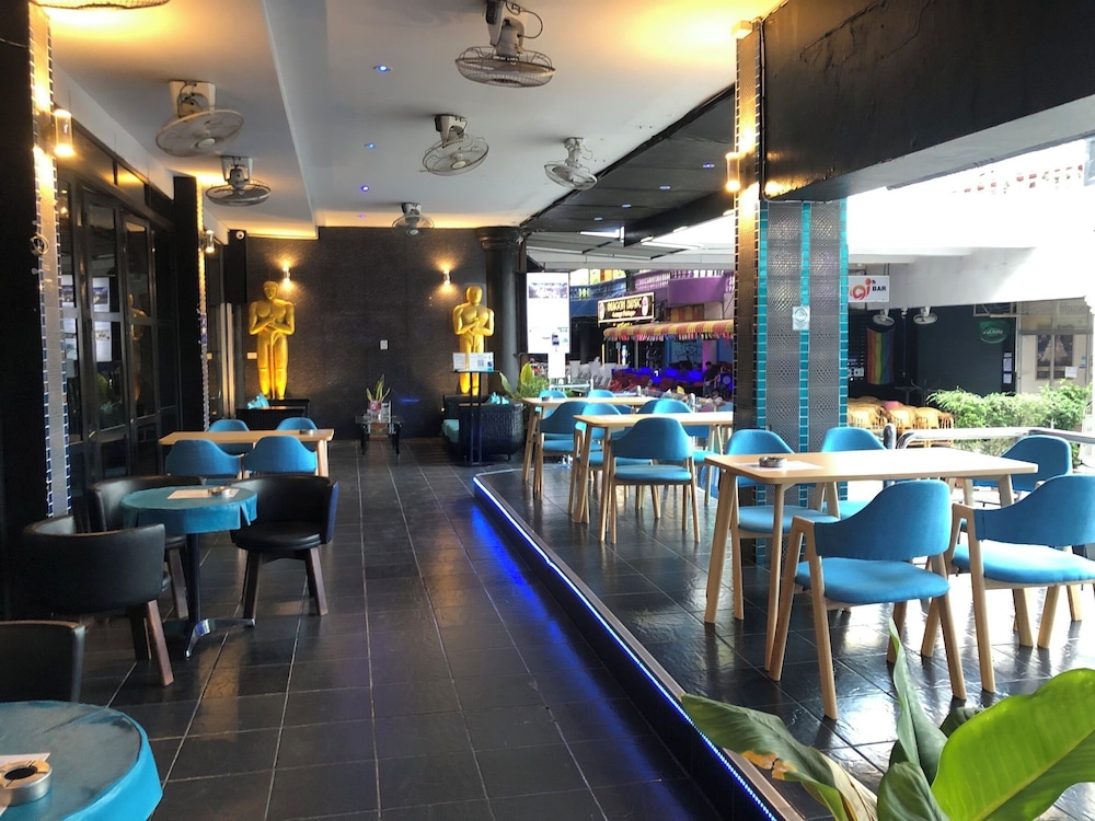 The Venue 53/68