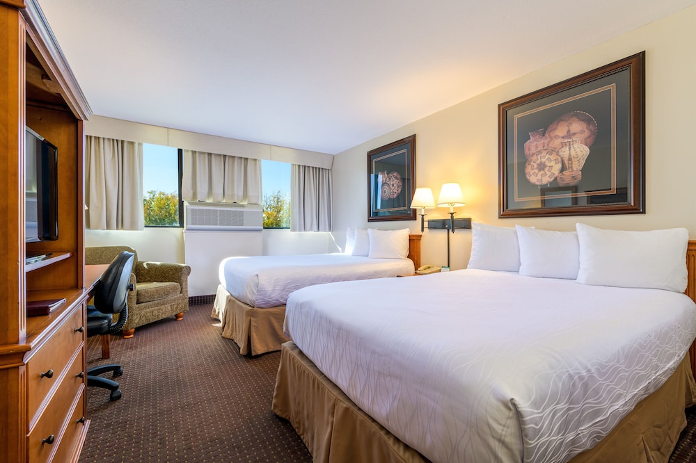 Grand Vista Hotel 6/57