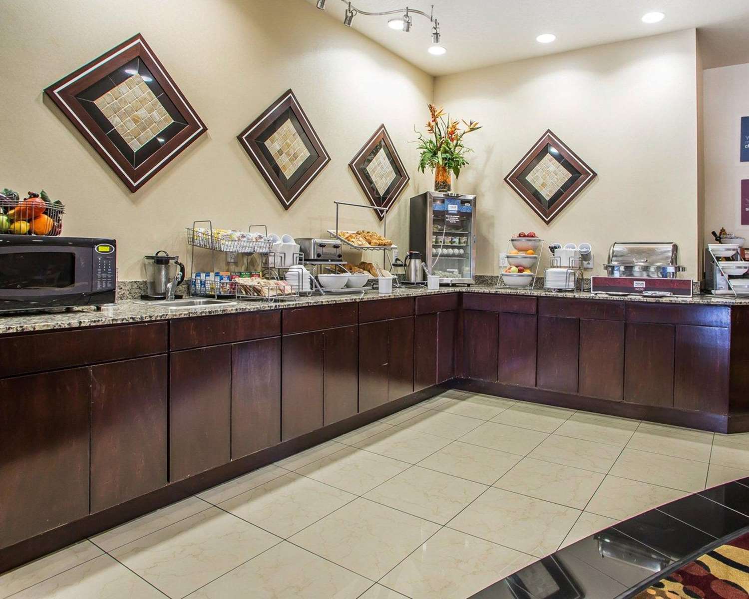Comfort Suites Troy-I75 62/69