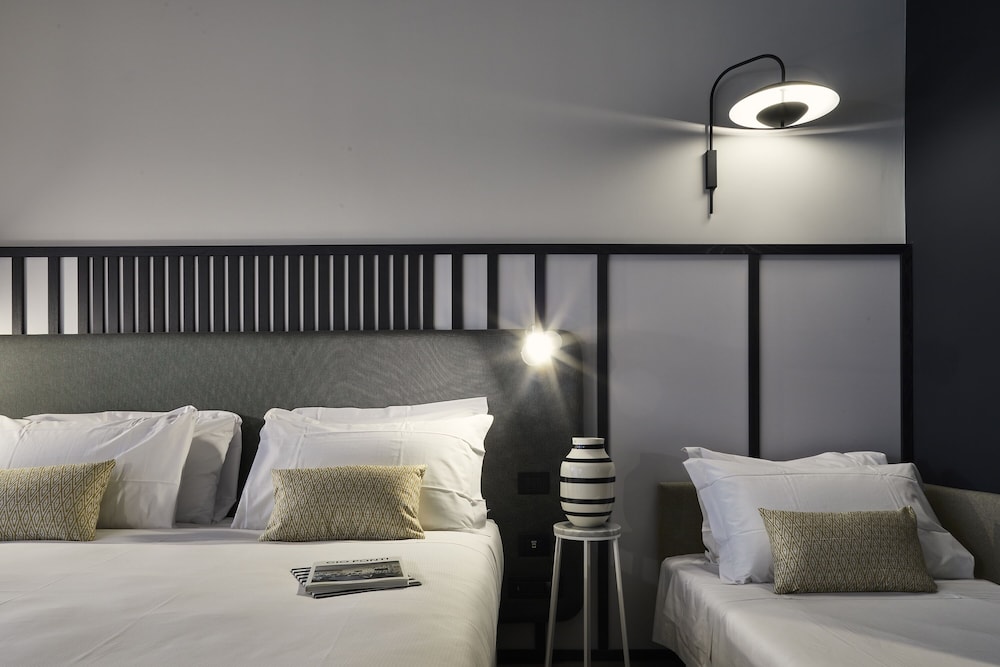 Hotel Villa Pamphili 32/84