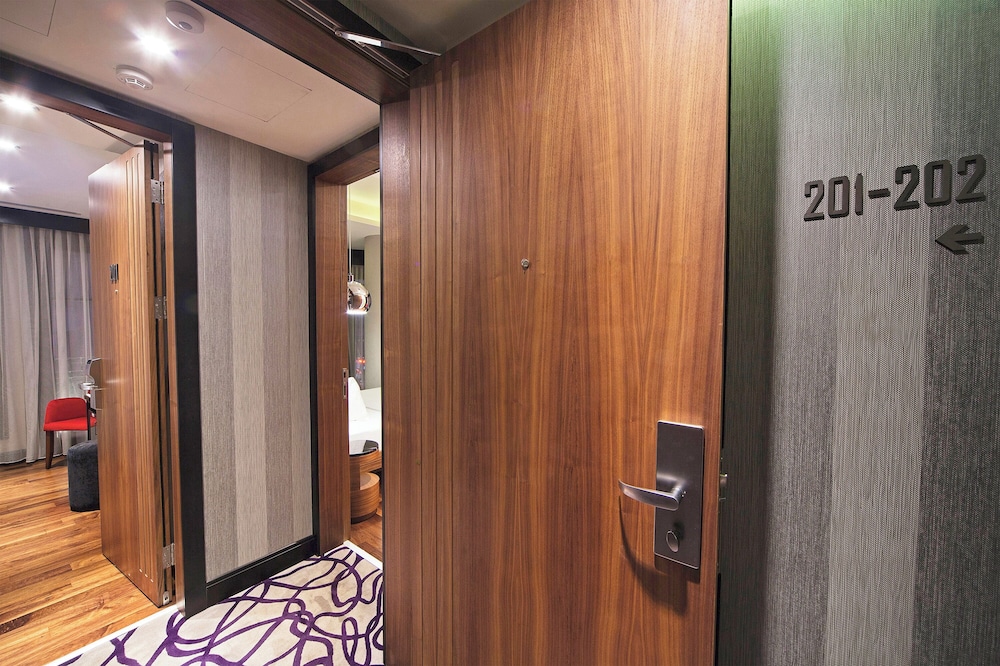 The Haze Hotel Karakoy 8/68