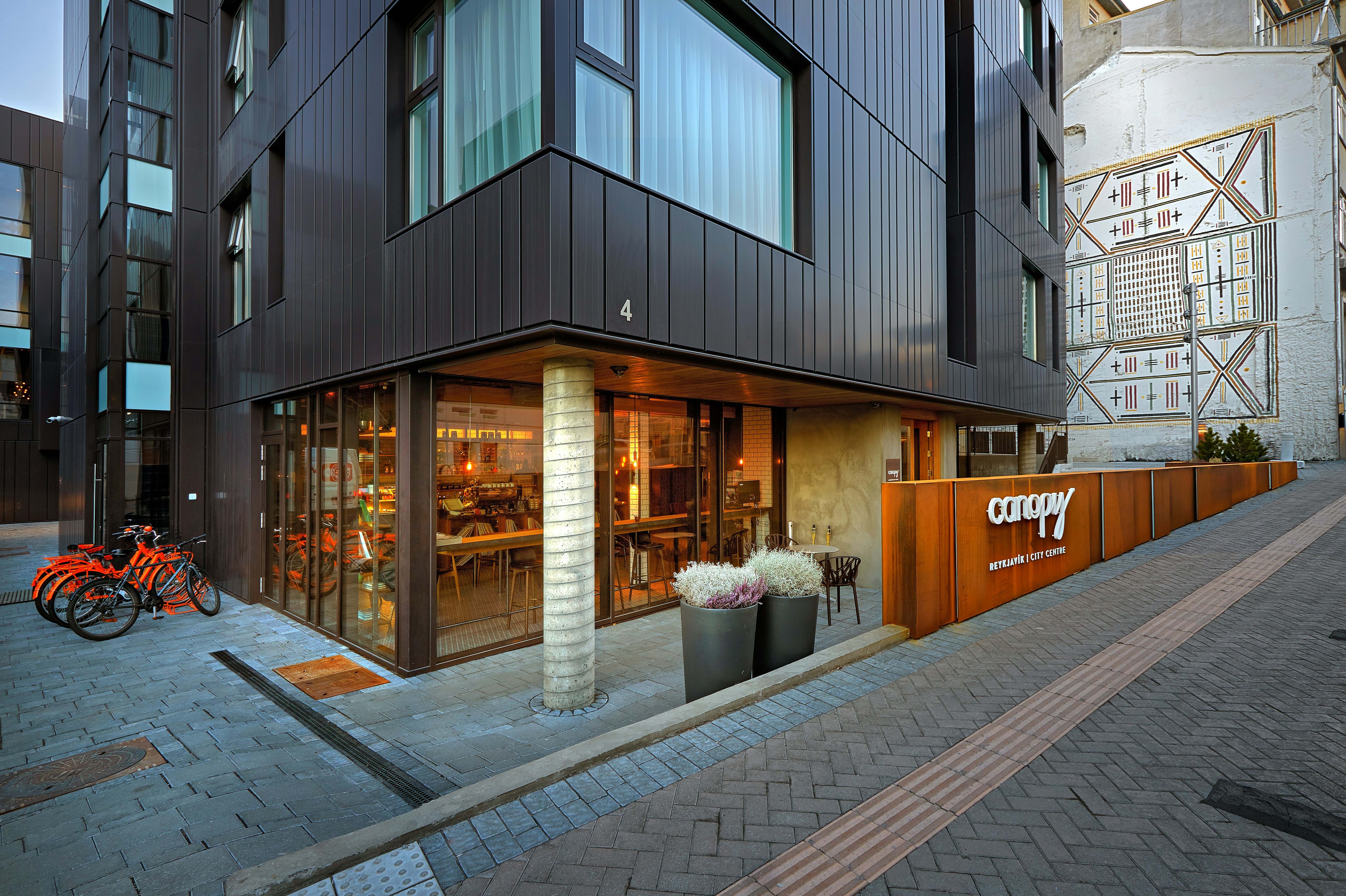 Canopy By Hilton Reykjavik City Centre 77/83
