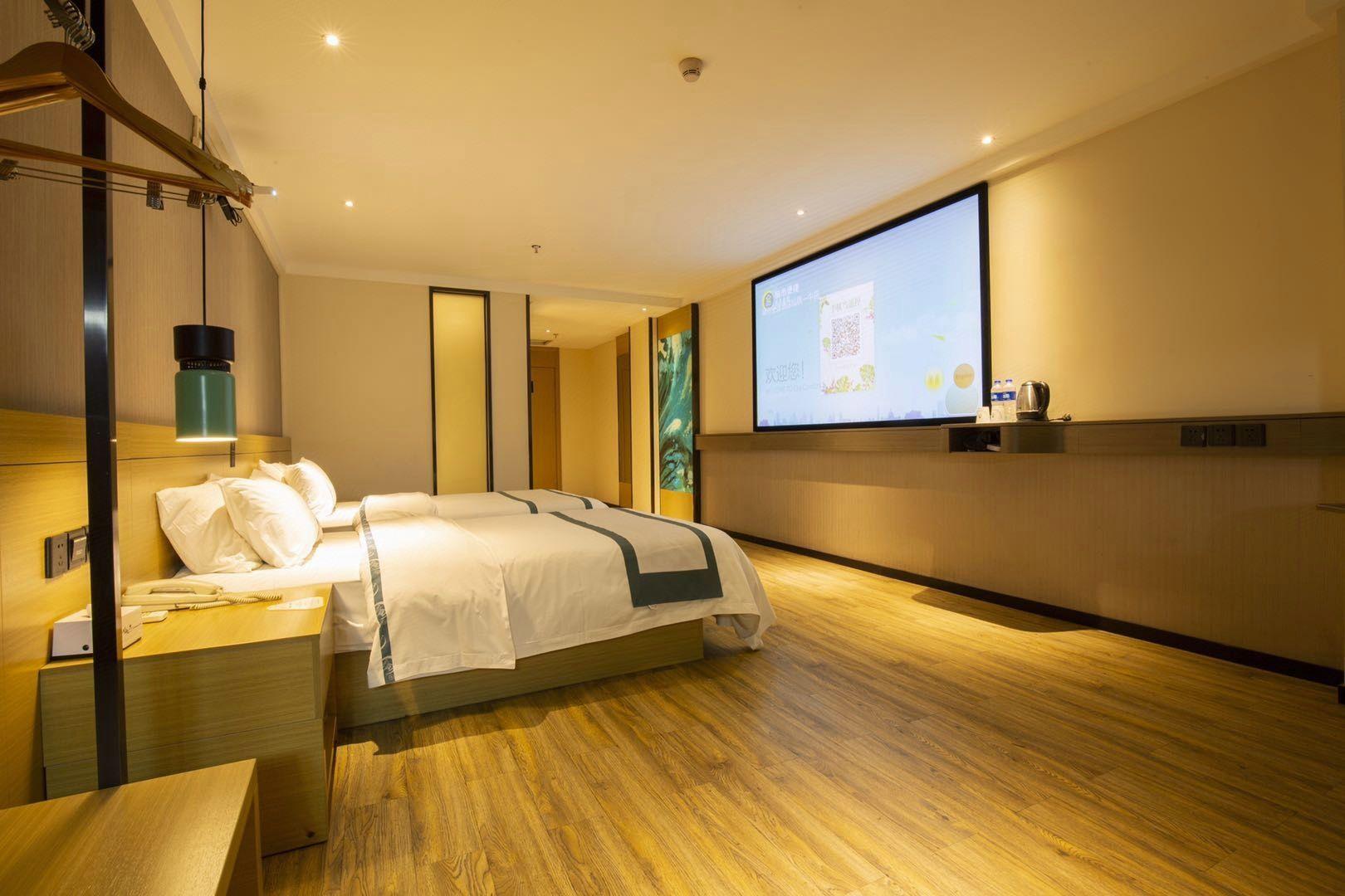 City Comfort Inn Xiantao First Middle School 29/52