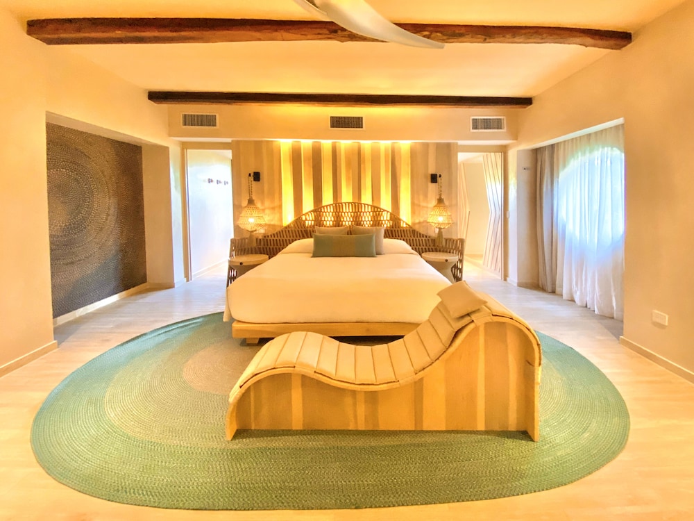 Hotel Shibari Tulum Restaurant and Cenote Club 16/50