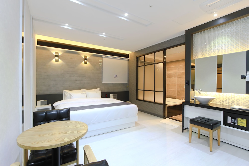 City Hotel G&G 16/45