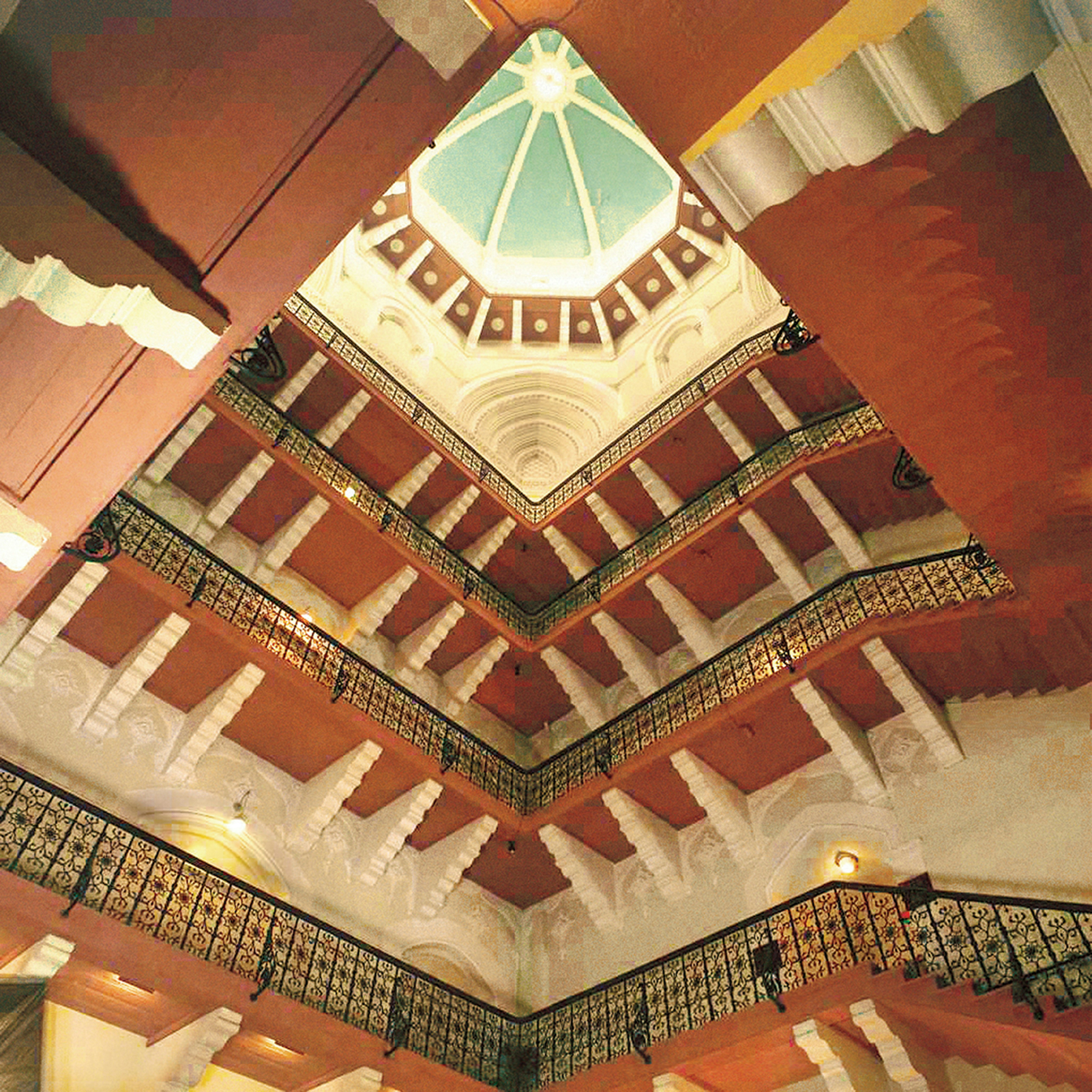 Taj Mahal Tower, Mumbai 3/46