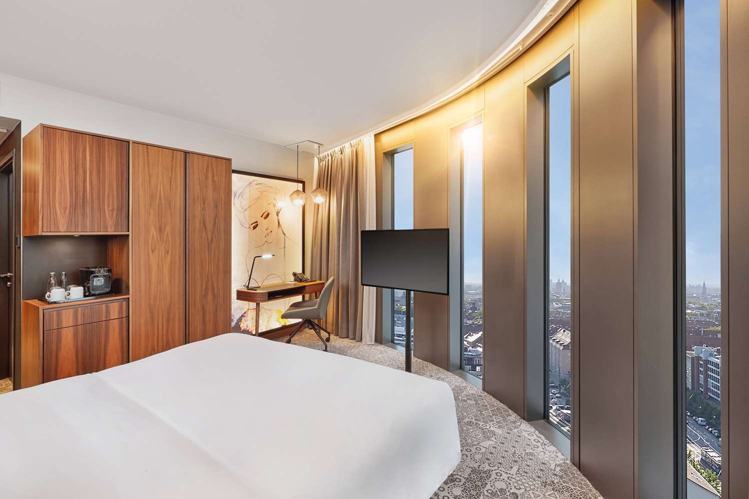 Hyperion Hotel Munchen 6/26