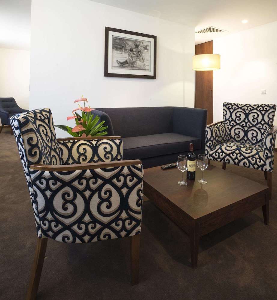 Fiesta Residences 30/67