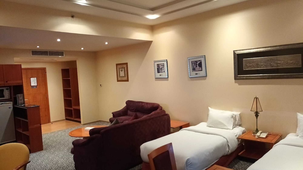 Gulf Court Hotel 15/50