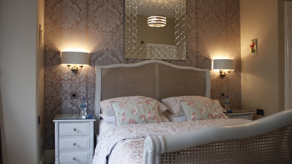 Bowness Bay Suites 18/31