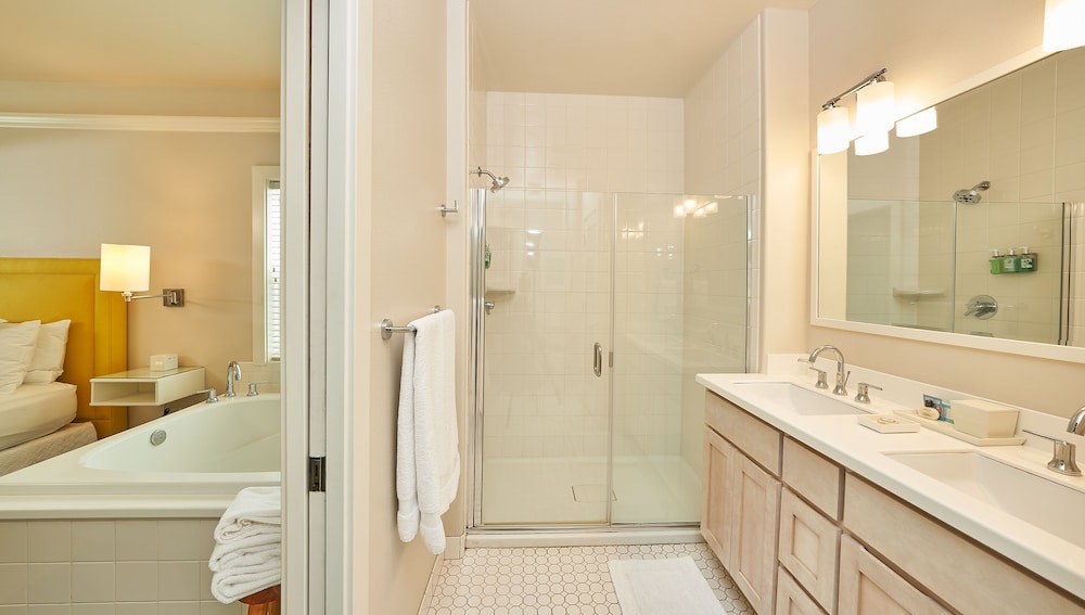 Lithia Springs Resort 12/40