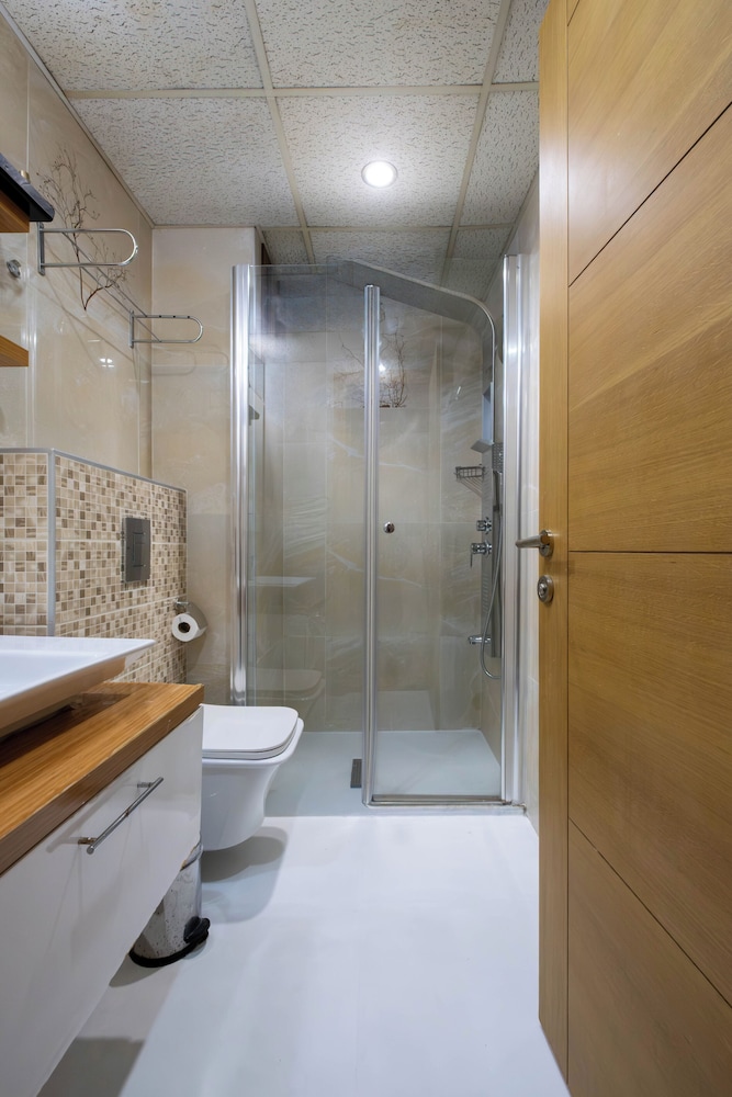 Bulvar Hotel 43/49