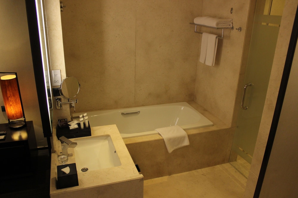Po Hotel Semarang 38/43