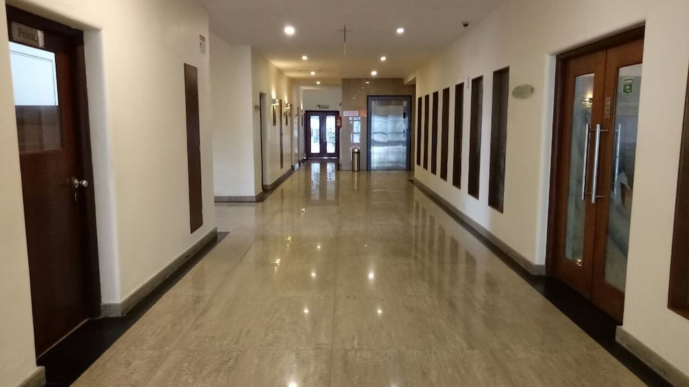 HOTEL BLUEWATERS CHERAI photo3