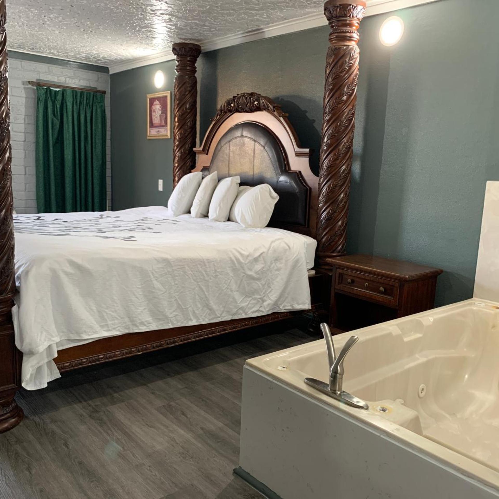 Knights Inn Tyler 31/55