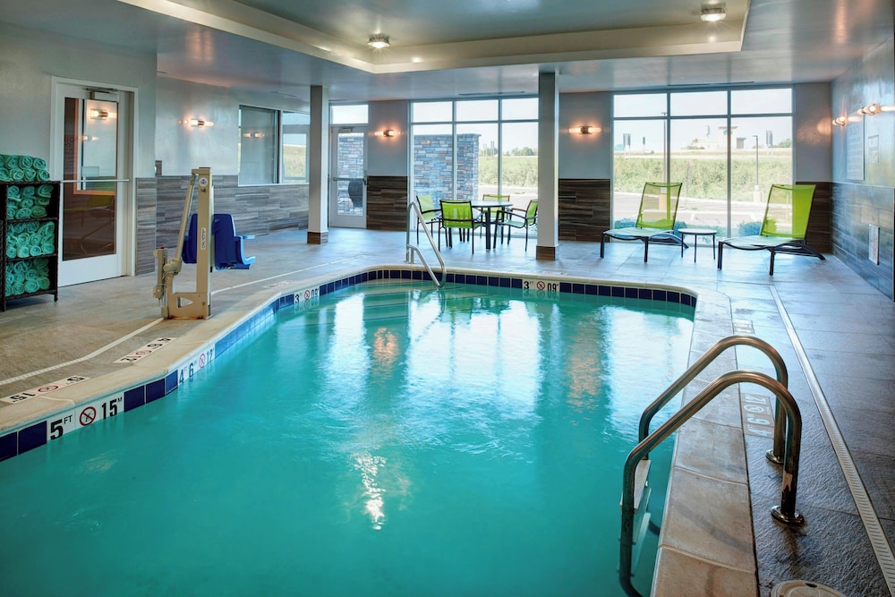Fairfield Inn And Suites Columbus In 28/50