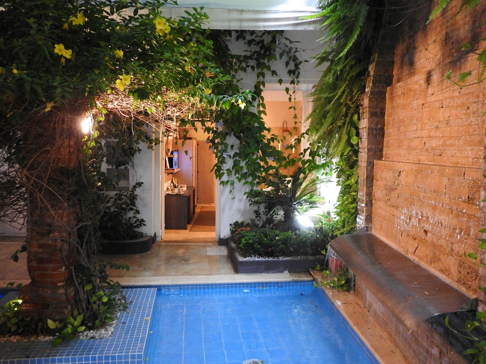 HOTEL BOUTIQUE DON PEPE 8/72