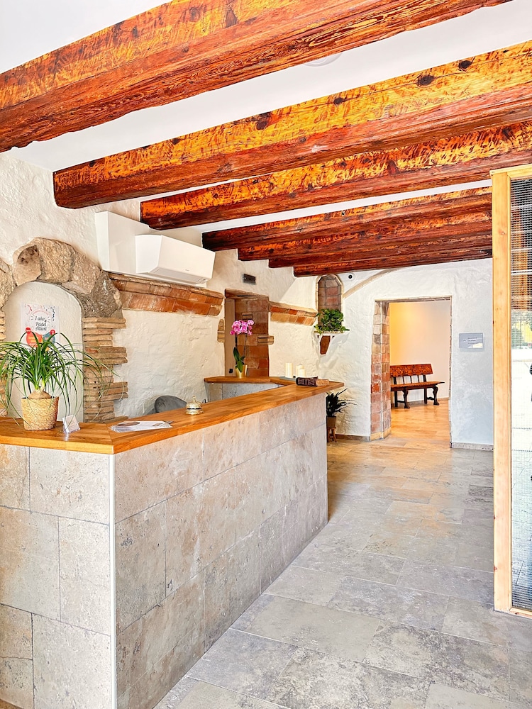Lobby at Boutique Hotel Comtal Empuries, CASTELLO D EMPURIES