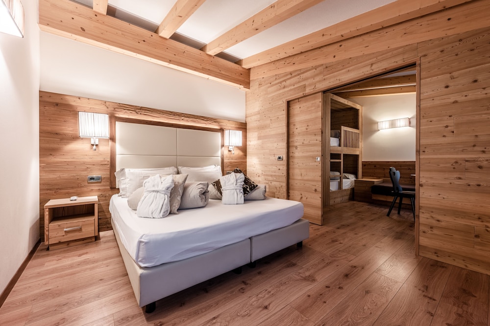 Hotel Sporting Ravelli 15/56