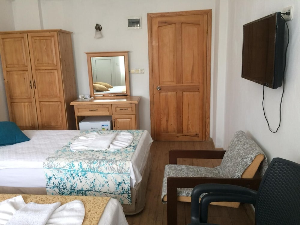 Tugay Hotel 13/67
