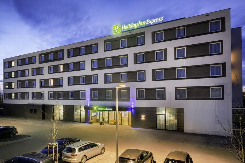 Holiday Inn Express Friedrichshafen 4/76