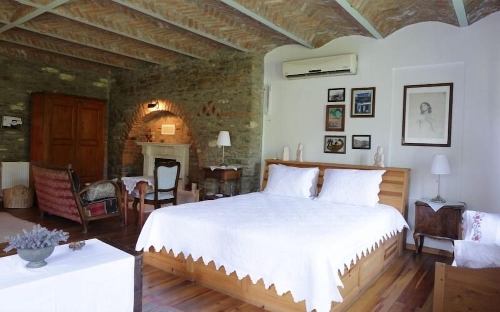 Nisanyan Hotel 11/50