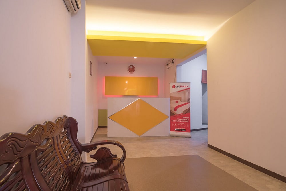 Reddoorz Near Itc Mangga Dua 27/37