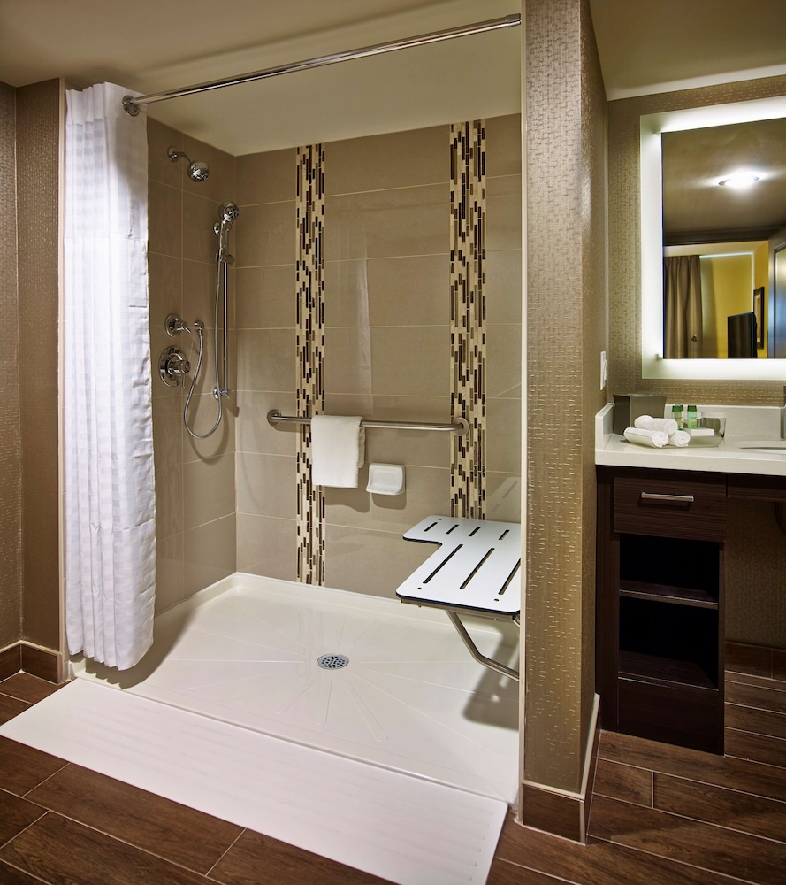 Homewood Suites By Hilton Hamilton Ontario Canada 9/50