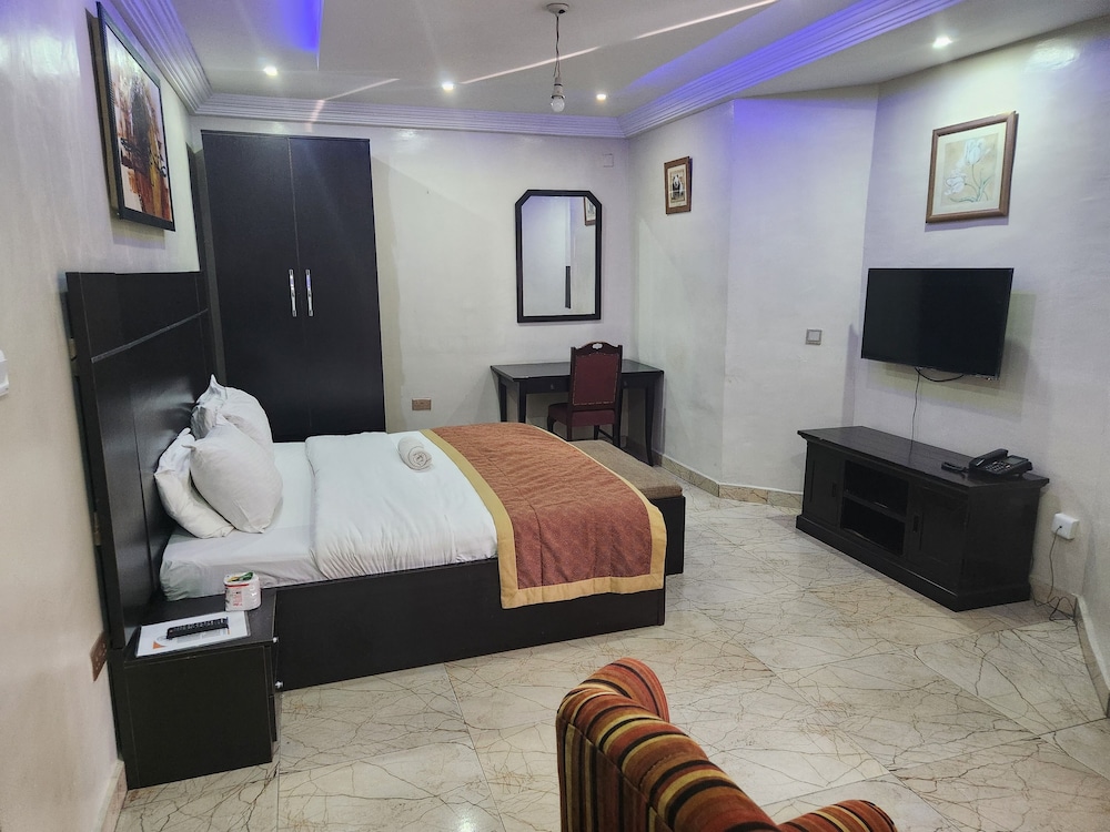 Preserve Apartments And Suites 22/39