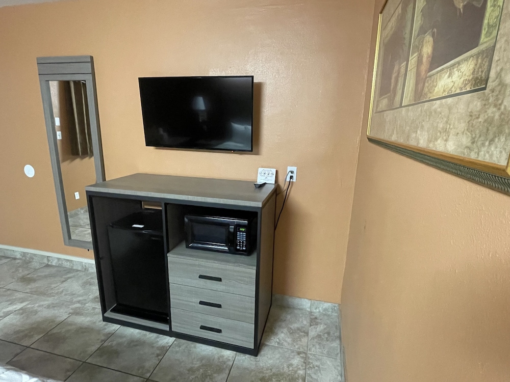 New Corral Motel 36/47