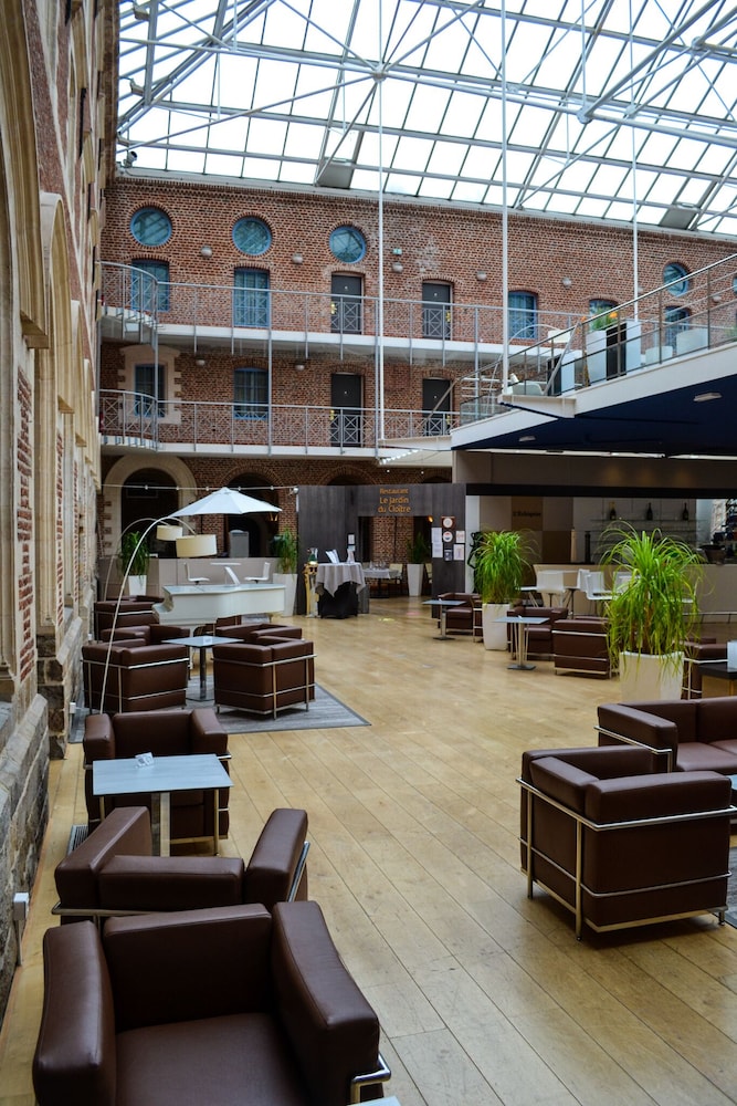 Hotel Couvent des Minimes Lille in LILLE