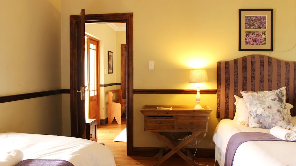 Berluda Farmhouse & Cottages 8/50