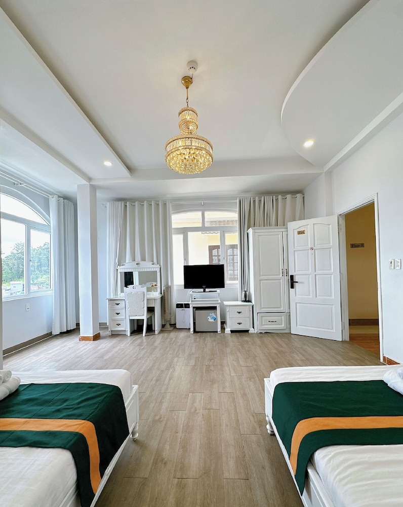 Le Petit Paris Hotel Dalat 50/67