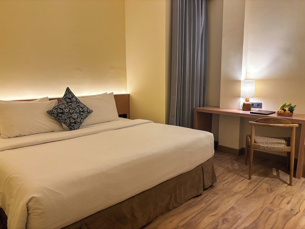 Rivavi Hotel 27/65