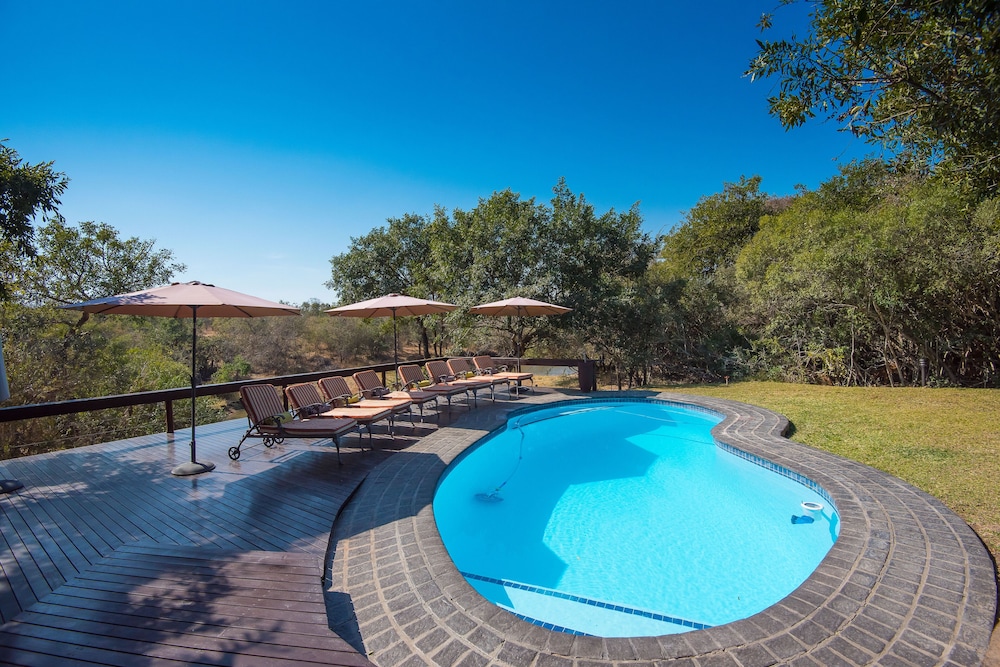 Waterbuck Game Lodge - All Inclusive 19/50