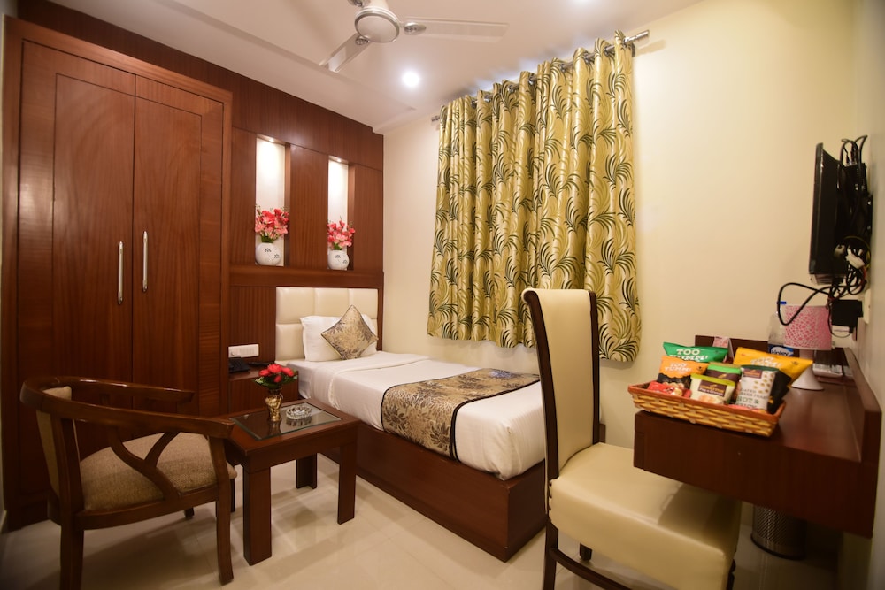 Hotel Varanasi Inn 18/33