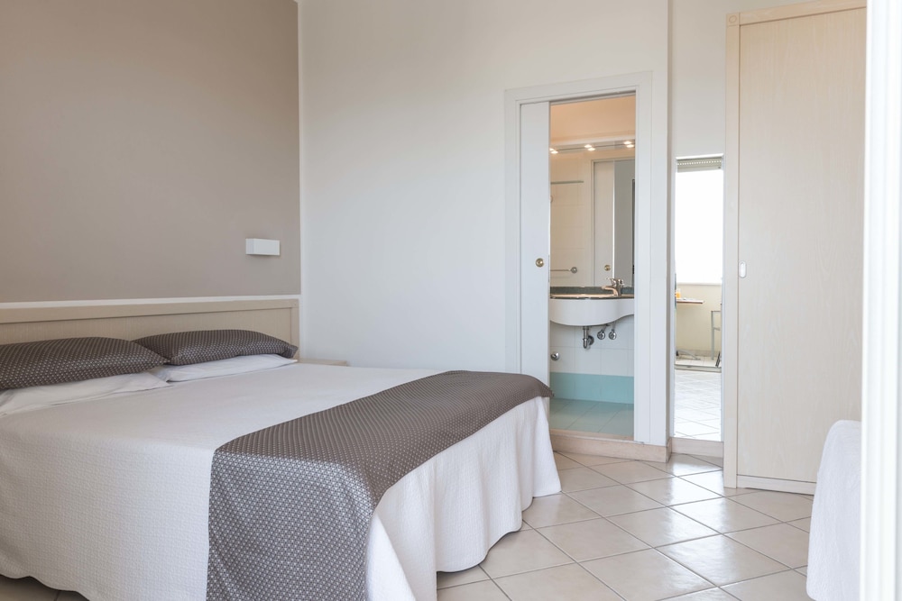 Hotel Commodore 26/69