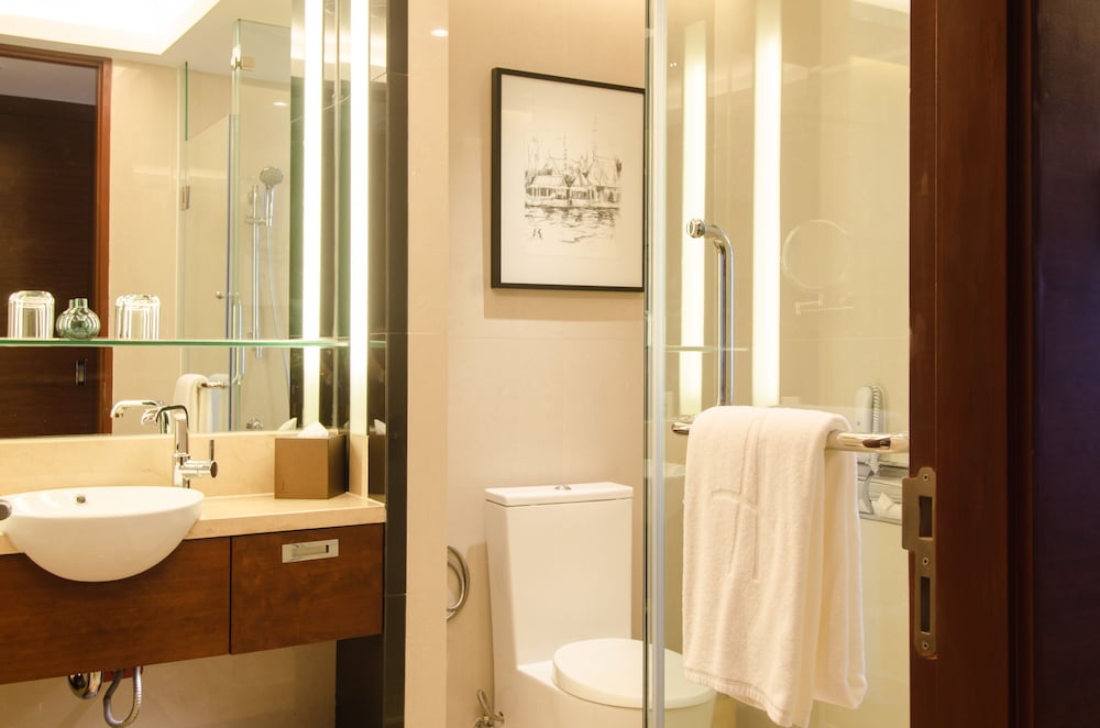 Aetas Lumpini Hotel 46/50