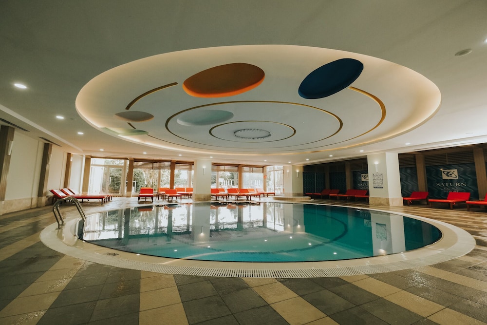 Saturn Palace Resort 11/50