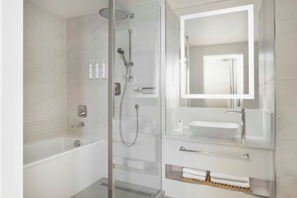 Courtyard by Marriott Batumi 73/74