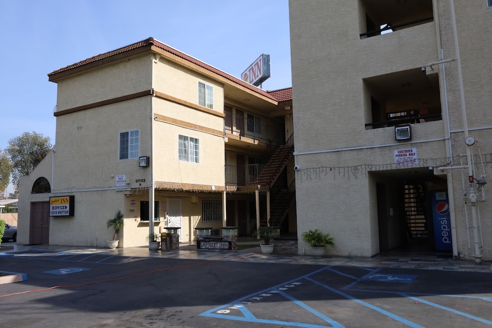 Lambert Inn 44/56