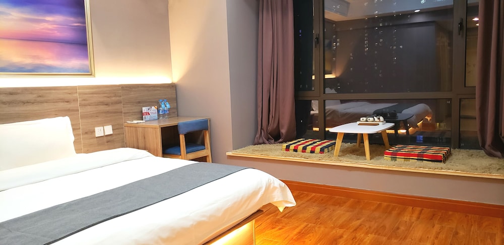 Xi'an Phoenix Holiday Hotel 10/30
